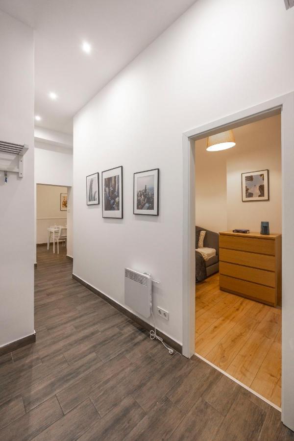 Central Grand Apartment With 5Bedrm 2Bathroom Budapest Exterior photo